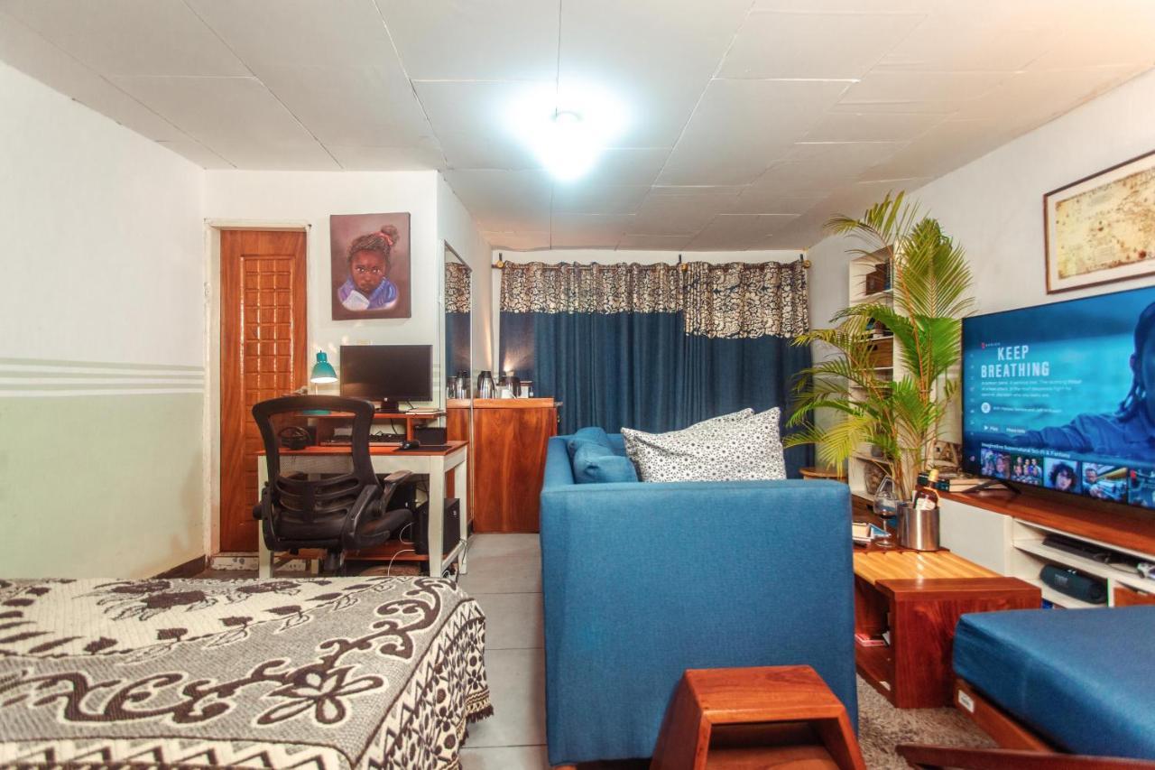 Palm Springs Bed & Breakfast Bed & Breakfast ลิมเบ ภายนอก รูปภาพ