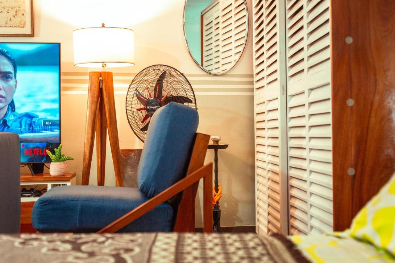 Palm Springs Bed & Breakfast Bed & Breakfast ลิมเบ ภายนอก รูปภาพ